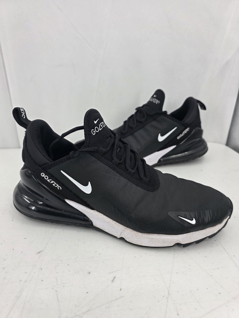 Nike Air Max 270 Spikeless Golf Shoes Black White Men's CK6483-001 Size 10.5.